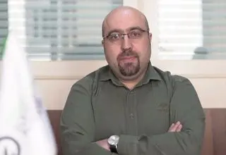 تصمیمات برخی مسئولان بانک مرکزی مخرب‌تر از سیاست‌های ترامپ است