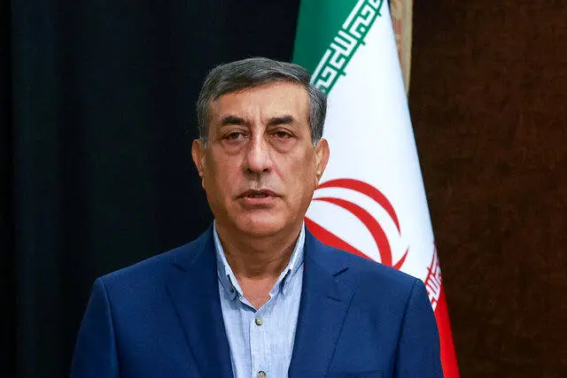 قائمپناه: با پنلهای خورشیدی به جنگ ناترازی انرژی میرویم