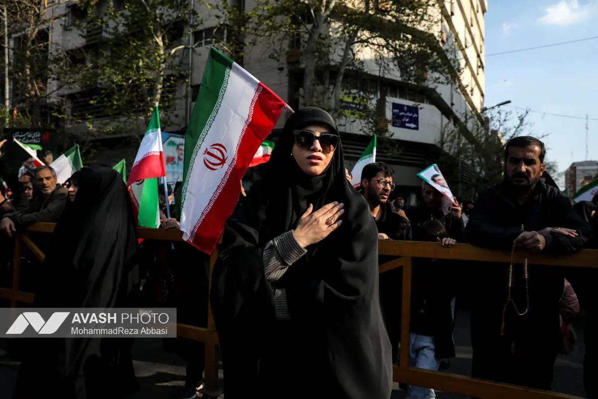 تشییع پیکر دریابان شهید «علیرضا تنگسیری» و جمعی از شهدای والامقام