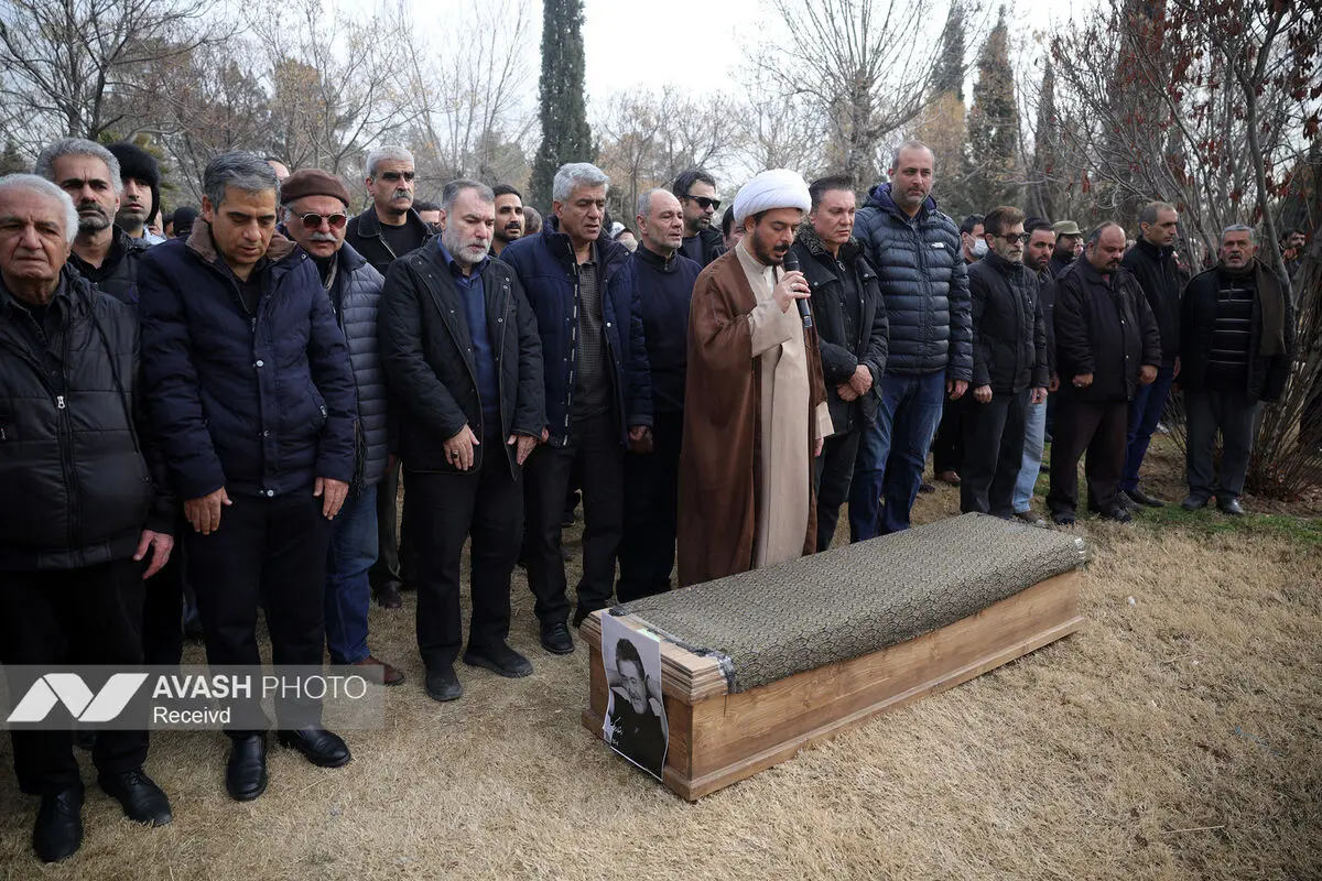 مراسم تشییع پیکر «رضا رویگری»