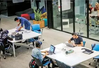اینترنت بین‌الملل برای یک گروه دیگر وصل شد