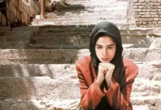 پخش فیلم سینمایی «بودن یا نبودن» کیانوش عیاری از تلویزیون