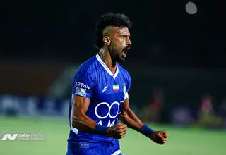 دلبری واقعی و مجازی رضاییان از هواداران استقلال!