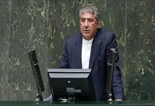 سپر رهبری شدیم که تیر و ترکش به ما بخورد  