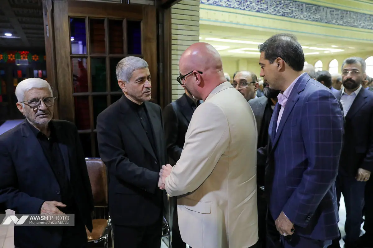مراسم یادبود حسین طیب‌نیا