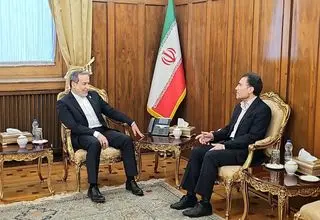 دیدار دبیر شورای راهبردی روابط خارجی با وزیر امور خارجه 