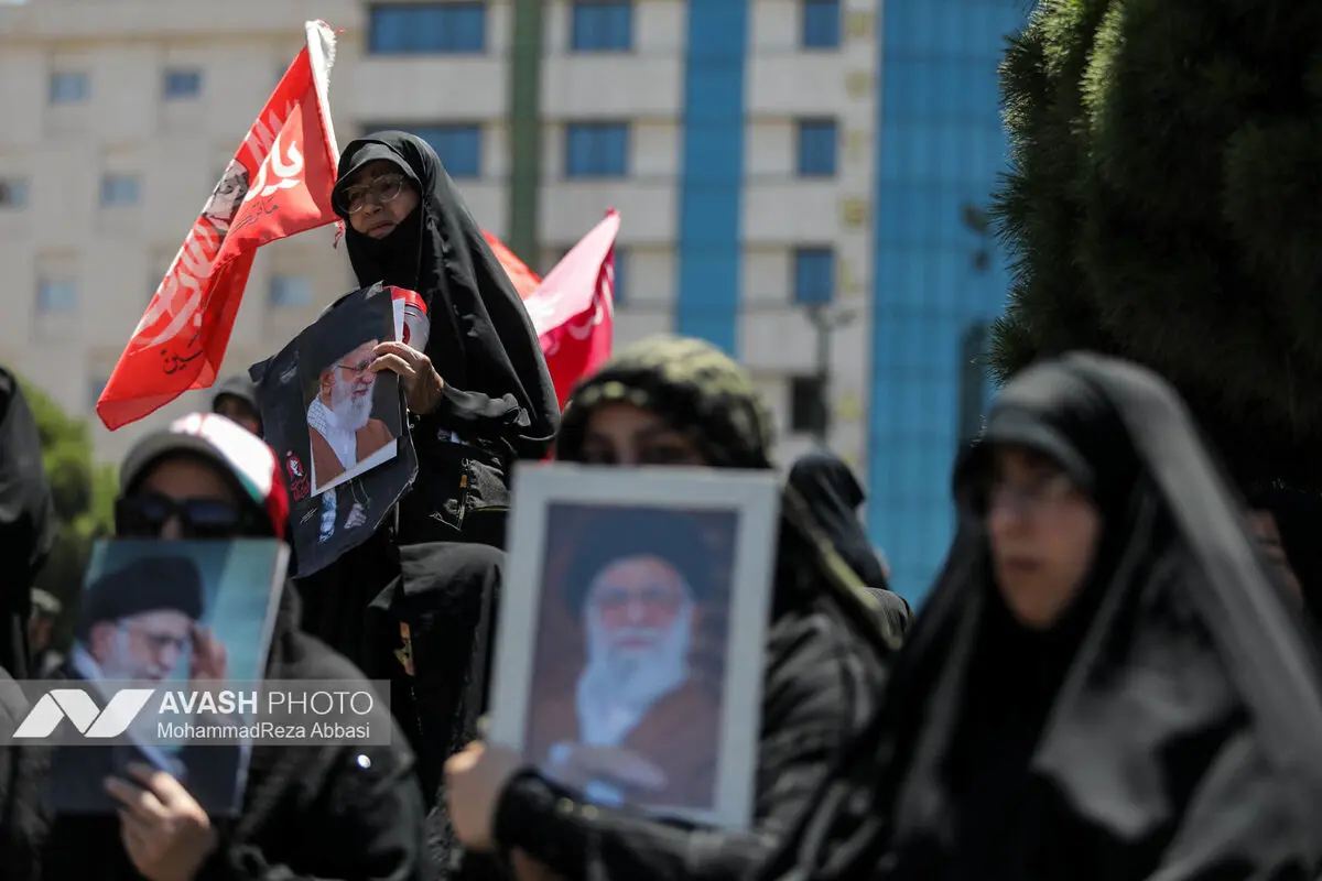 مراسم تشییع پیکر مطهر رهبر شهید انقلاب - مشهد