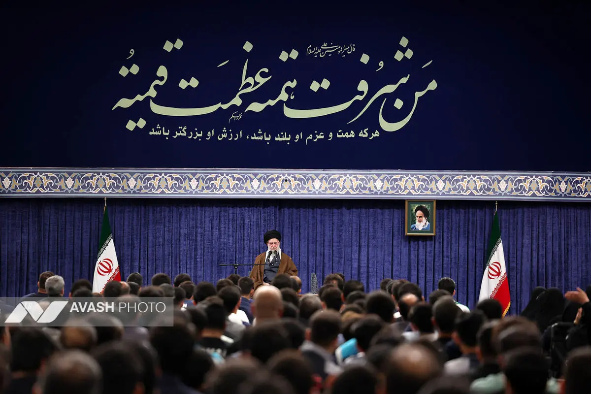 دیدار قهرمانان و مدال‌آوران ورزشی و المپیادهای علمی جهانی با رهبر انقلاب