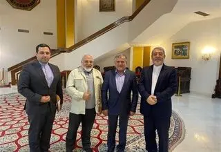 دیدار دبیرکل حزب موتلفه با سفیر ایران در چین در آستانه سفر به کره شمالی