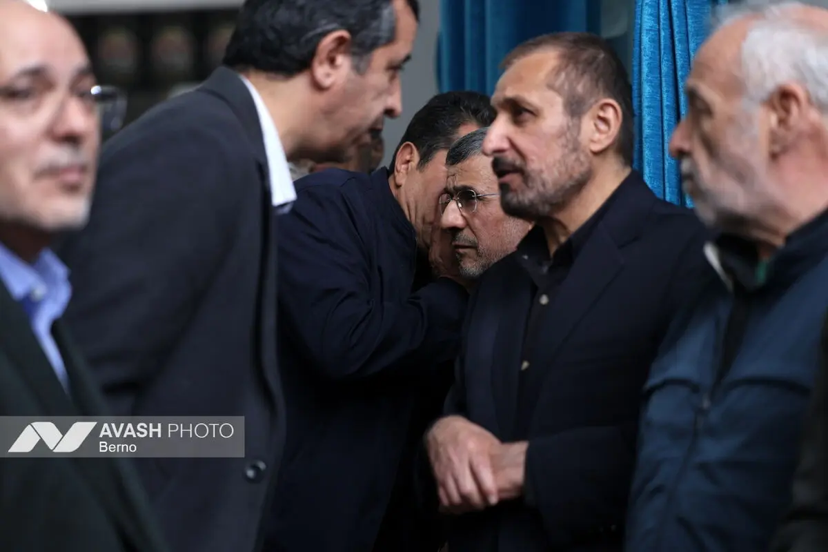 مراسم یادبود زرین احمدی‌نژاد در مسجد جامع نارمک