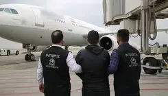 کشف ۶۰ هزار قبضه انواع سلاح سرد و دستگیری دو تروریست