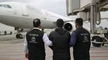 کشف ۶۰ هزار قبضه انواع سلاح سرد و دستگیری دو تروریست