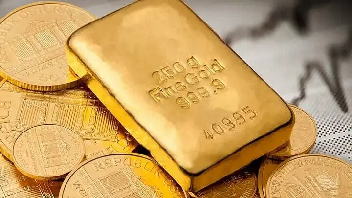طلای جهانی به کف  ۴ هزار و ۳۰۰ دلار رسید