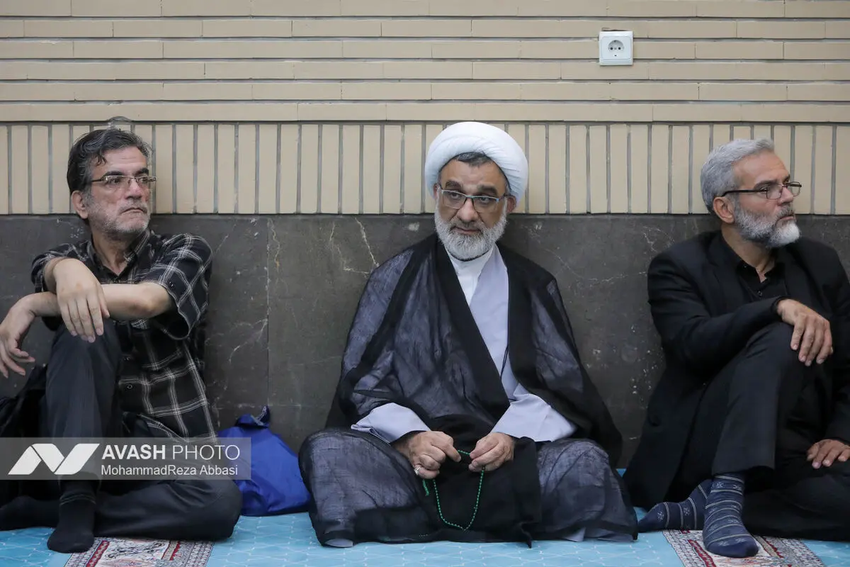 مراسم یادبود مرحوم «اکبر عبدی» در مسجد بلال صدا و سیما