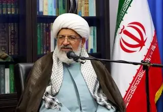 نیروهای مسلح کشور از مردم حاضر در خیابان روحیه گرفتند