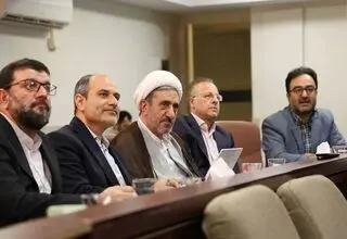 بازدید هیأت عالی دادسرای انتظامی قضات از اتاق پایش مرکز آمار و فناوری اطلاعات قوه قضائیه