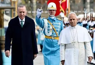 چرا پاپ در نخستین سفر خارجی‌اش به ترکیه رفت؟ 