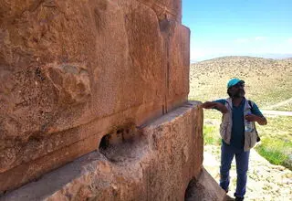 هخامنشیان سنگ‌های غول‌آسا را چگونه جابه‌جا می‌کردند؟