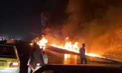 حریق خودروی حامل سوخت قاچاق در بندرعباس