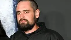 پسر راب راینر به اتهام قتل والدینش به دادگاه رفت