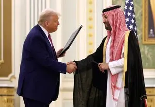 تغییر نگاه ترامپ به اعراب؛ از تحقیر تا تکریم