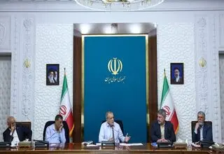 پزشکیان: افزایش ۵۰۰ هزار تومانی رقم کالابرگ الکترونیک حتماً اجرا خواهد شد/ عیب ما را بگویید