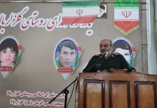 سردار دقیقی: در جنگ تحمیلی از ماسک‌های کارگری معادن استفاده می‌کردیم