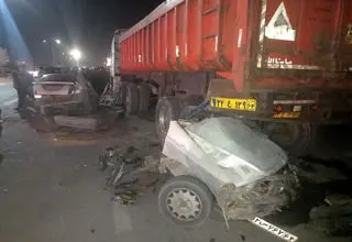 دستوار: راننده ۱۸ ساله سواری پراید در تصادف با تریلر جان باخت