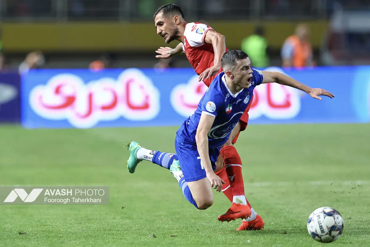 لیگ برتر فوتبال - پرسپولیس و استقلال (دربی ۱۰۷)