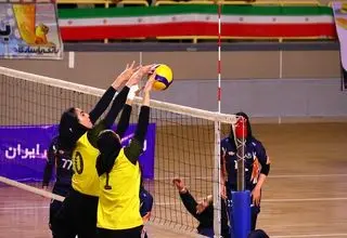 تقابل 5 مدعی برای قهرمانی نیم‌فصل والیبال بانوان