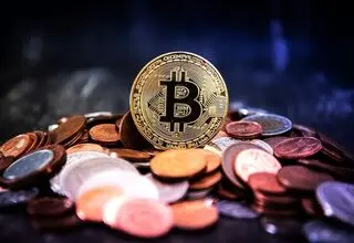 تقاضای سرمایه‌گذاران آمریکایی برای بیت‌کوین و اتریوم کاهش یافت