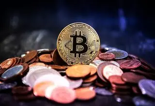 تقاضای سرمایه‌گذاران آمریکایی برای بیت‌کوین و اتریوم کاهش یافت