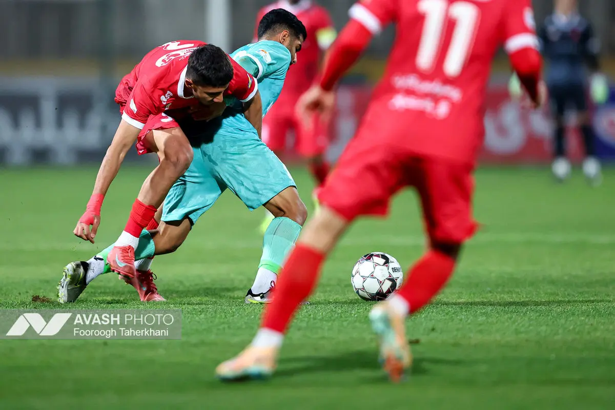 لیگ برتر فوتبال - پیکان و پرسپولیس