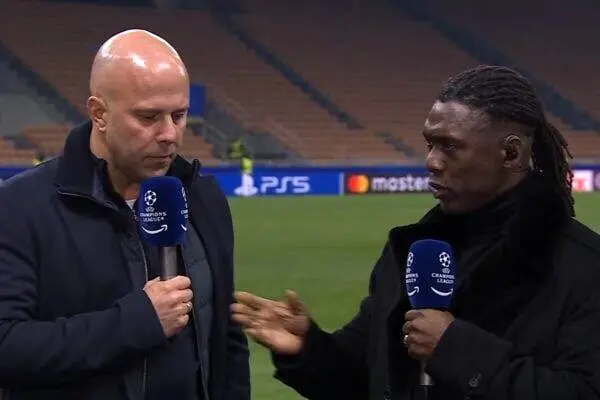 جر و بحث سیدورف با اشلوت