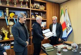 حواشی بی‌پایان سرپرستی ایرج عرب؛ اعزام بدون مجوز