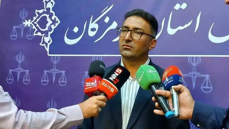 ذخایر سوخت قاچاق در بندر کلاهی برابر با تولید روزانه یک پالایشگاه است