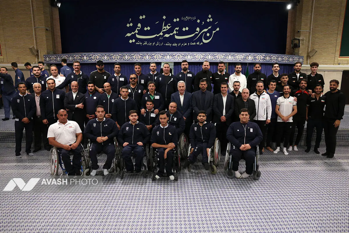 دیدار قهرمانان و مدال‌آوران ورزشی و المپیادهای علمی جهانی با رهبر انقلاب