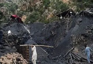 جان باختن ۲۵ نفر در حادثه معدن در پاکستان + عکس 
