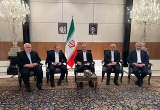 رئیس جمهور: دعا می‌کنیم، نیات شومی که آمریکا در منطقه و جهان دنبال می‌کند، ناکام بماند