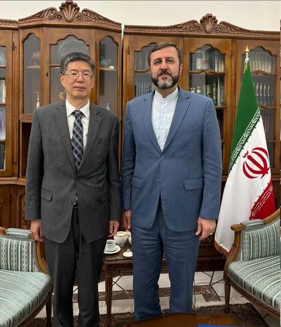 دیدار سفیر چین با معاون حقوقی وزارت خارجه ایران