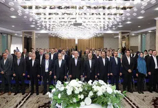 آغاز دومین سال دولت چهاردهم ؛ عبور از سال سخت