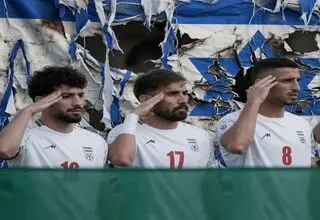 اقدام ملی‌پوشان ایران باعث واکنش جنجالی رسانه‌های آمریکایی شد