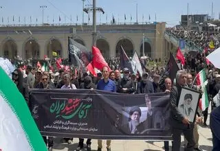 حضور سینماگران در مراسم وداع با رهبر شهید