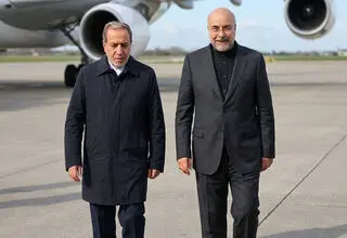 دفاع عزتمندانه؛ مذاکرات شجاعانه