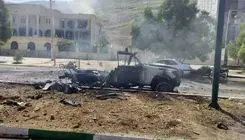 حمله هوایی مستقیم رژیم صهیونیستی ـ آمریکایی به آمبولانس هلال‌احمر در لار حین امدادرسانی + عکس 