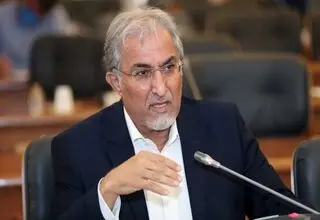 واردکنندگان ارز و طلا به کشور چه کسانی هستند؟/ بسیاری از کالاهایی که قابلیت تولید داخلی دارند در فهرست واردات قرار گرفته‌اند