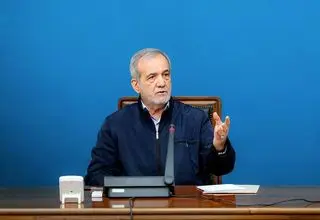 عدم اصلاح مصرف سوخت خودروها موجب تغییر در سیاست تخصیص ارز می‌شود