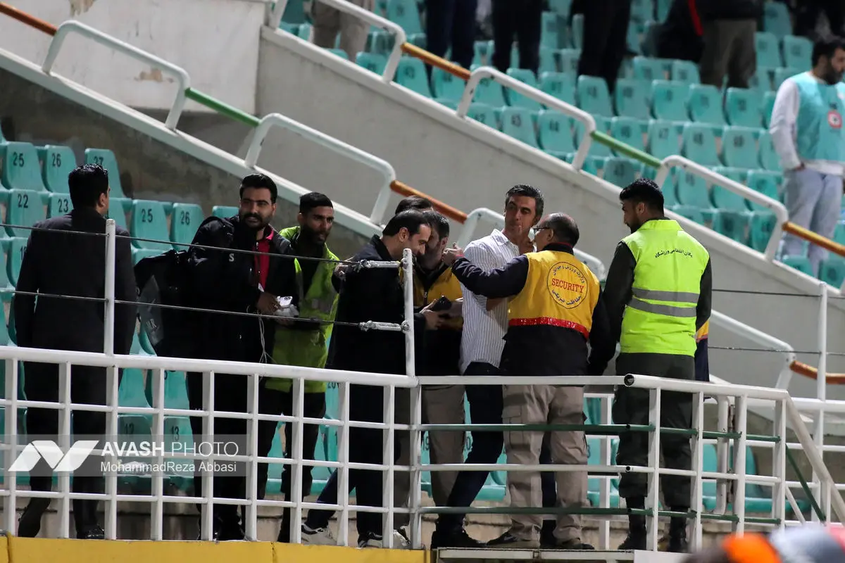 دیدار تیم های فوتبال  پرسپولیس تهران و خیبر خرم آباد