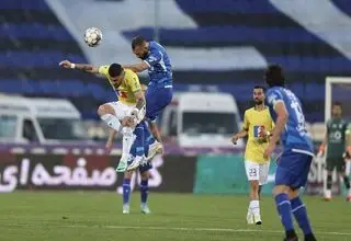 زمان دیدار استقلال و صنعت‌نفت تغییر کرد