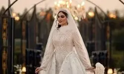 طراحی خلاقانه کارت عروسی مریم مومن بر روی شیشه+عکس